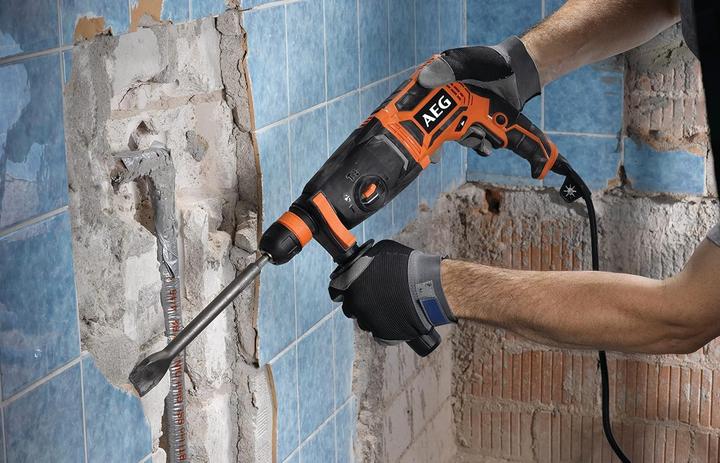 Actual product image AEG Combination hammer