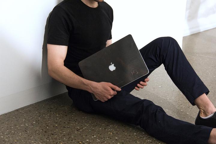 Produktbild Woodcessories EcoSkin Volcano (13", Apple)