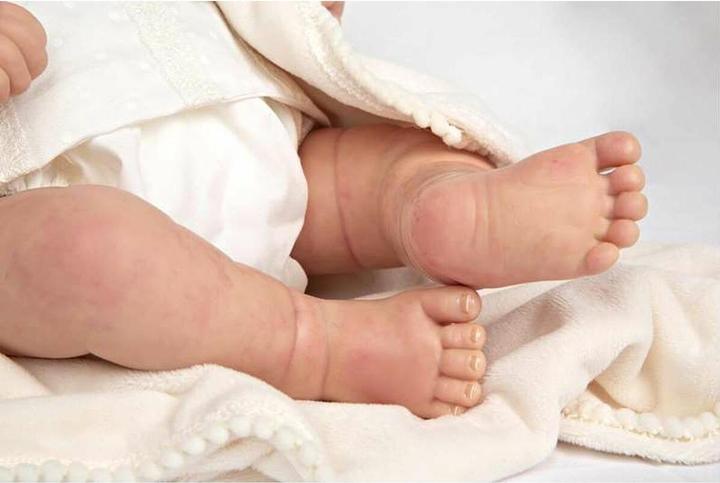 Immagine prodotto Arias Reborn doll Delia 45 cm