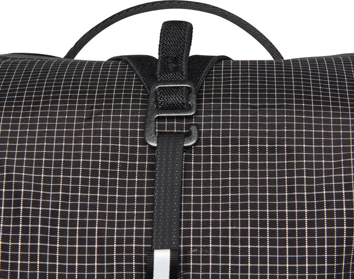 Actual product image Black Diamond Distance 22 Backpack (22 l)