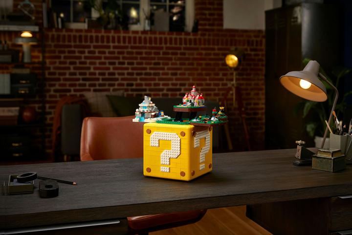 Actual product image LEGO Question Mark Block from Super Mario 64 (71395, LEGO Rare Sets, LEGO Super Mario)
