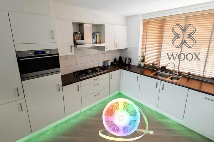 Produktbild Woox LED Stripe WiFi Smart Kit RGB+CCT 5m, 3000K-6500K (RGBW, 500 cm, Indoor)