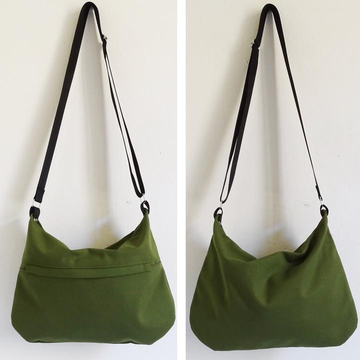 Only-Bags.Store Medium Canvas Crossbody Bag mit Reissverschluss und Aussentasche.
