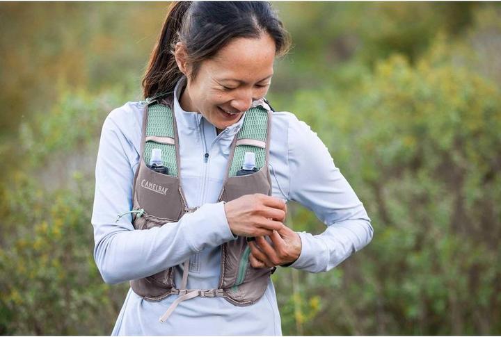 Actual product image Camelbak Zephyr 12 Backpack (11 l)