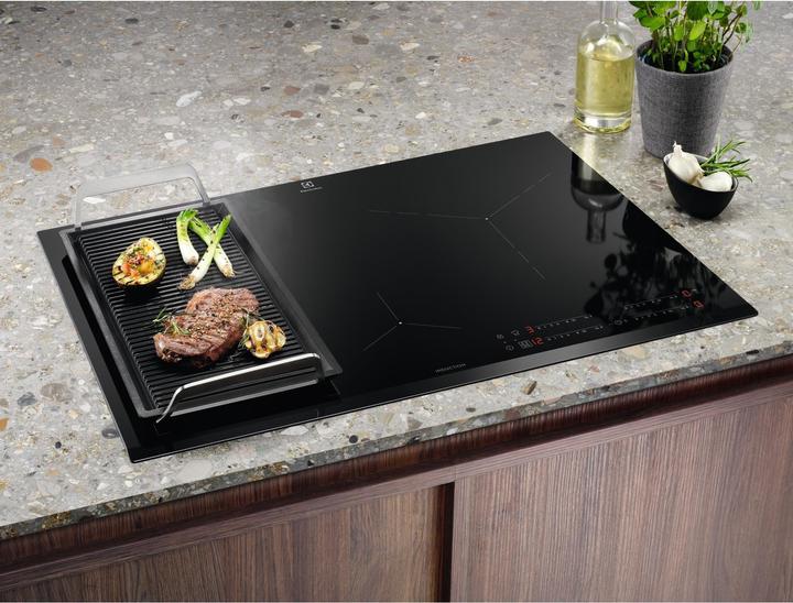 Actual product image Electrolux LIL83443