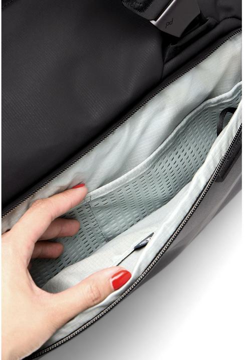 Actual product image Peak Design Travel Duffel (Camera shoulder bag, 50 l)