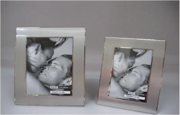 Immagine prodotto Euro Cornice in metallo 13x18 argento (13 x 18 cm)