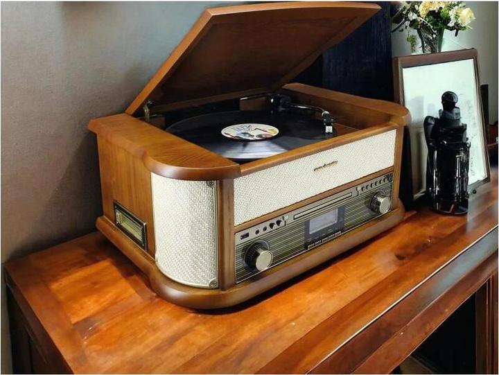 Produktbild Soundmaster NR566BE (Plattenspieler, CD Player, Bluetooth, 2x 5 W)