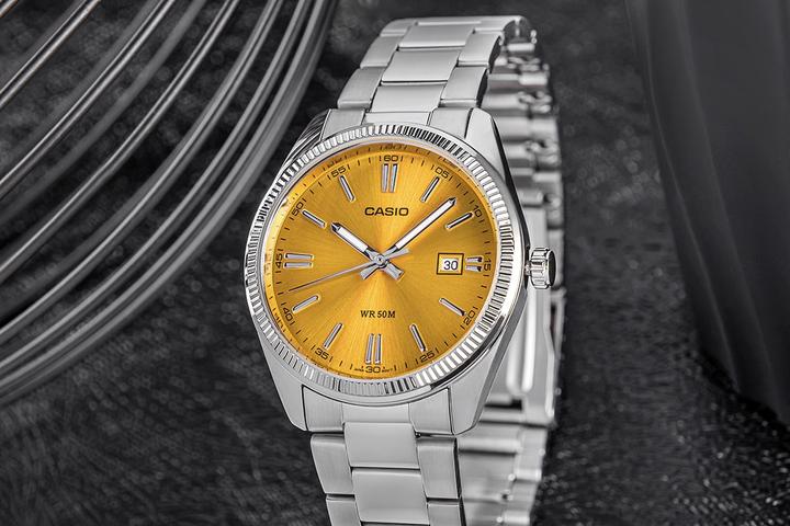 Actual product image Casio MTP-1302PD-9AVEF (Analogue wristwatch, 38 mm)