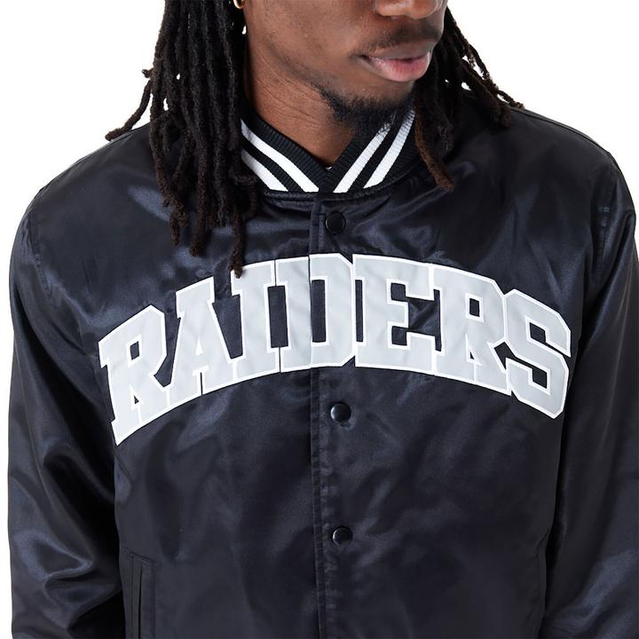 Produktbild New Era Varsity Satin Bomber Jacke Las Vegas Raiders - S (S)
