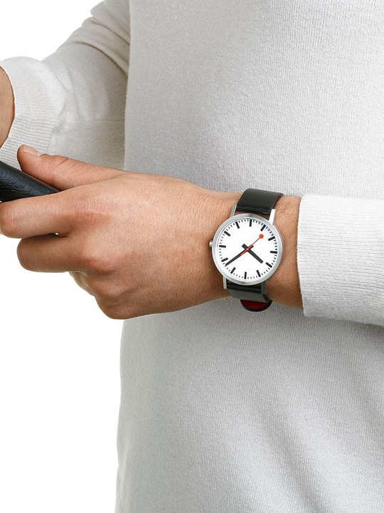 Produktbild Mondaine Classic - Pure Vegan (Analoguhr, Swiss Made, 40 mm)