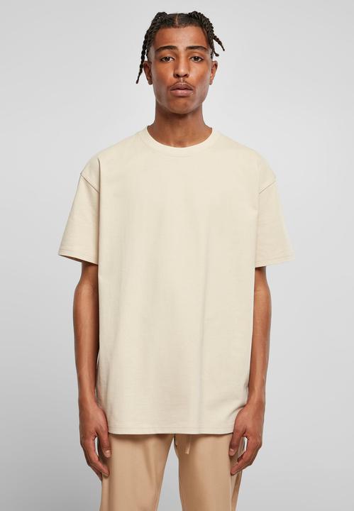 Actual product image Urban Classics Heavy Oversized Tee - 1560 (5XL)