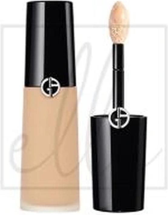 Actual product image Giorgio Armani Luminous Silk Concealer 3 (Beige)