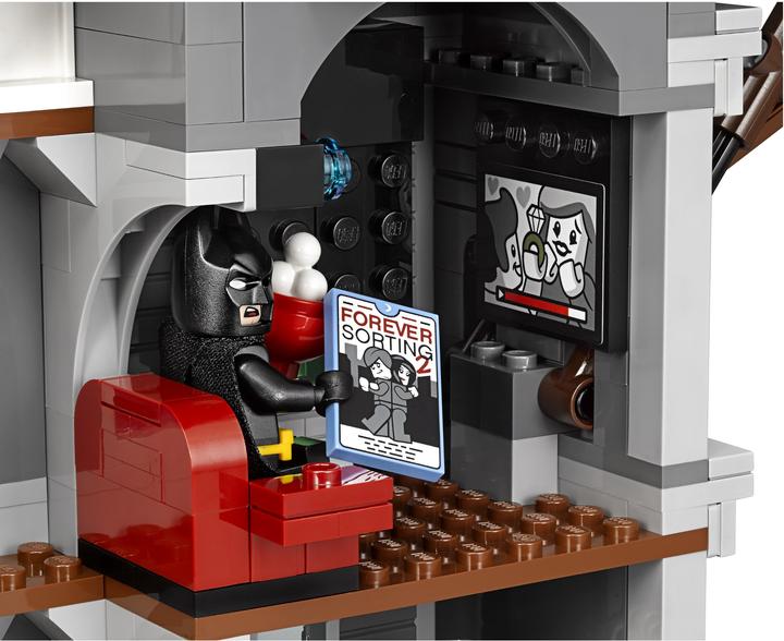 Actual product image LEGO Batman The Joker Manor (70922, LEGO DC)