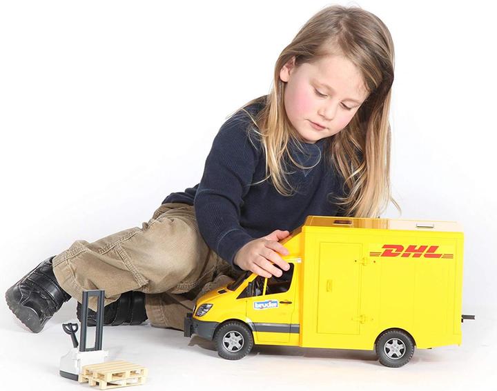 Image du produit Bruder Mercedes Benz Sprinter DHL
