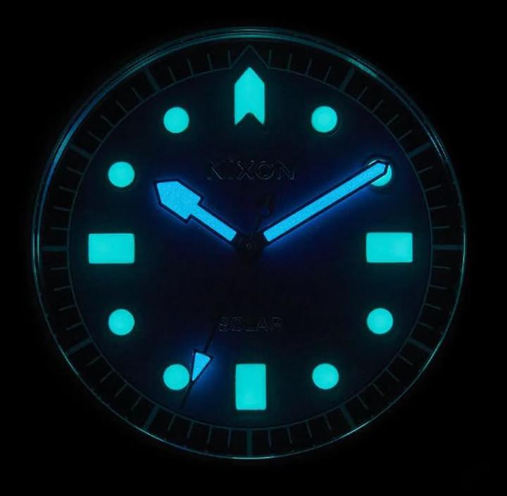 Image du produit Nixon Montre analogique étanche avec affichage géographique et verre saphir (Montre analogique, 47.30 mm)