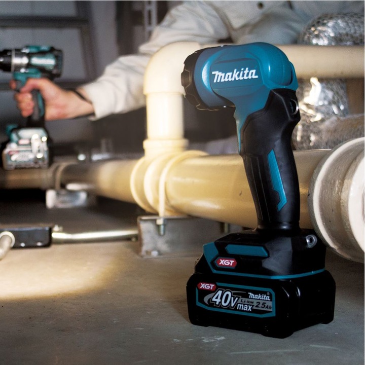 Produktbild Makita 40V LED-Akku-Handleuchte ML001G (160 lm)