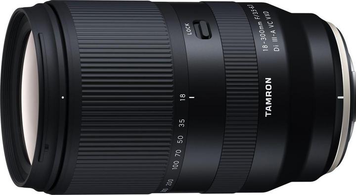 Produktbild Tamron AF 18-300mm f/3.5-6.3 Di III-A VC (Fujifilm X, APS-C / DX)