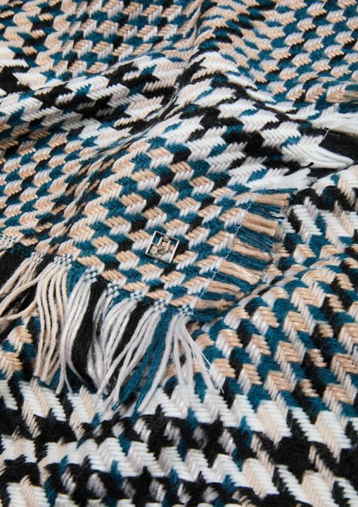 Actual product image Comma Tuch Schal aus Twill