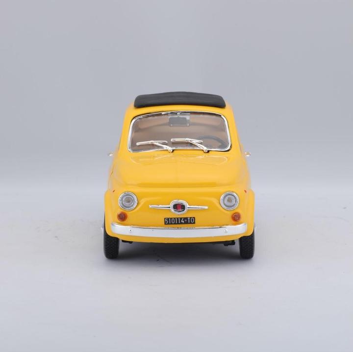 Actual product image Bburago Fiat 500 F 1965