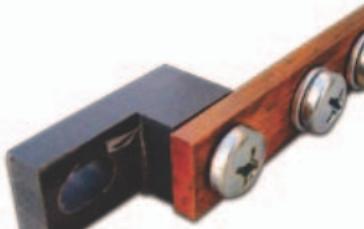 Actual product image Wirewin 19" grounding rail