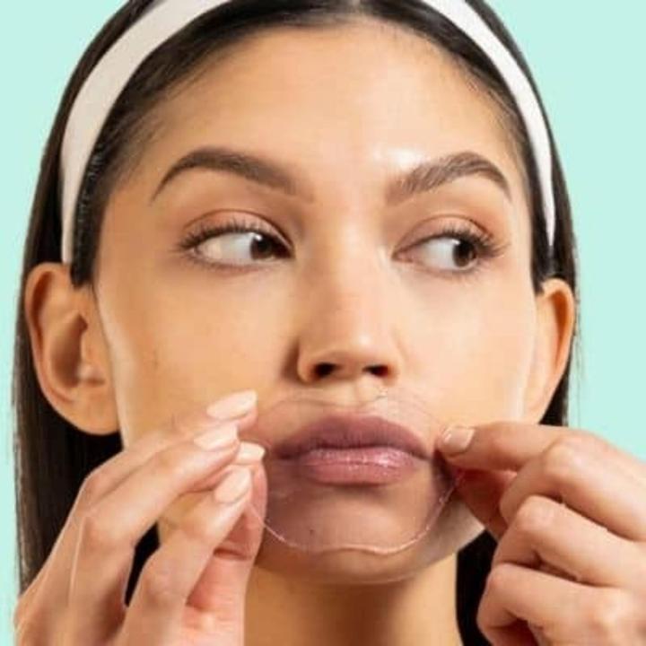 Actual product image Patchology Serve Chilled - Rosé Lip Gel - Box