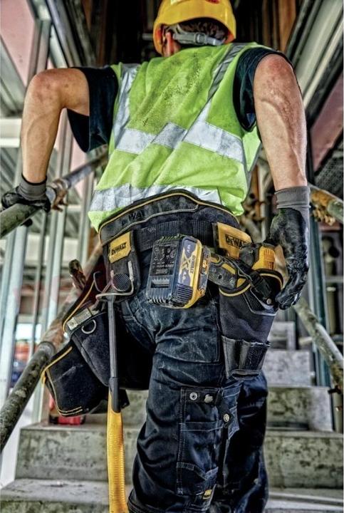 Actual product image DeWalt Apron