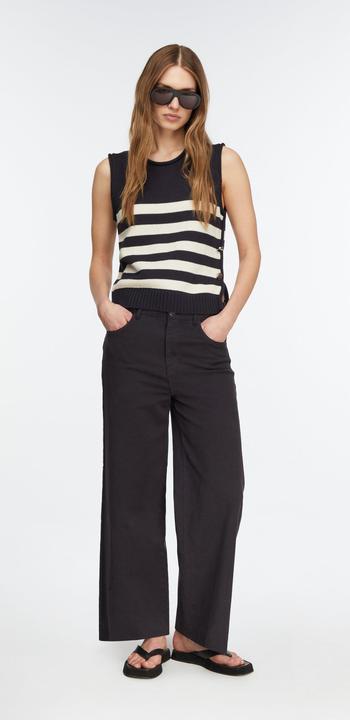 Produktbild Comma Stricktop mit Zierknöpfen (38)