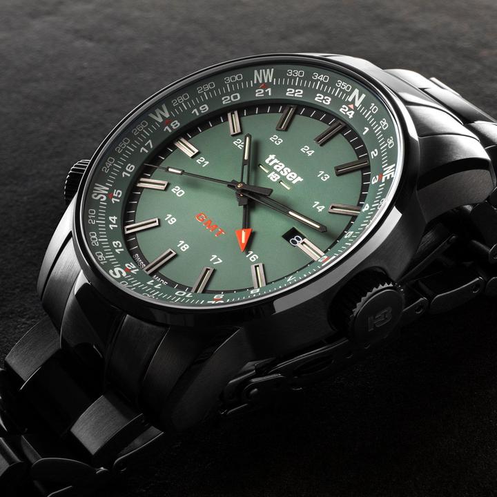 Produktbild Traser P68 Pathfinder GMT (Uhr mit Schmuckstein, 46 mm)
