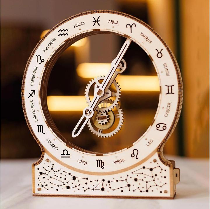 Produktbild Wood Trick Kinetic Clock: Zodiac / Sternzeichen - 3D Holzbausatz (Elektrisch)