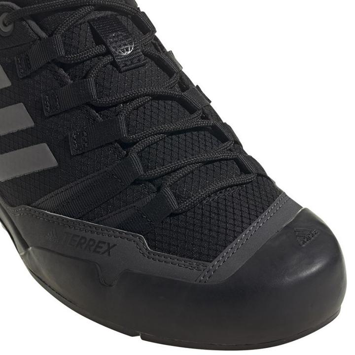 Actual product image Adidas Terrex Solo Approach Shoes (41.5)
