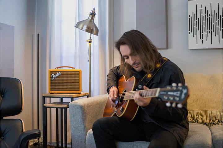 Produktbild Fender Indio 2 (25 h, Akkubetrieb, Netzbetrieb)