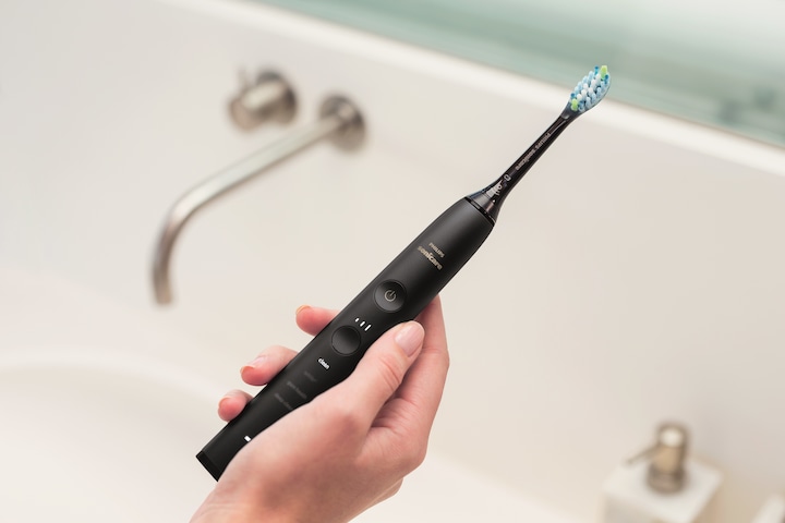 Actual product image Philips Sonicare DiamondClean 9000 Doppelpack (Sonic toothbrush)