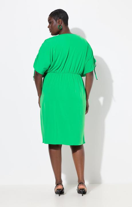 Produktbild Ulla Popken Midikleid, drapiert, Oversized, V-Ausschnitt, Halbarm (56)