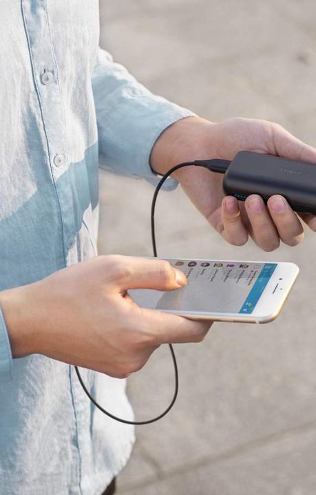 Produktbild Anker PowerCore 10000 Redux Mini (10000 mAh, 37 Wh)