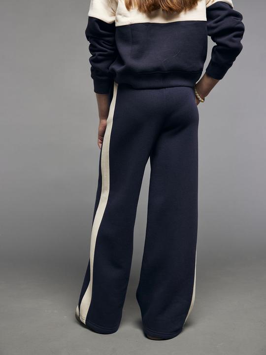 Actual product image Jonen Mädchen Jogginghose mit seitlichen Streifen und Recycling-Polyester (158)