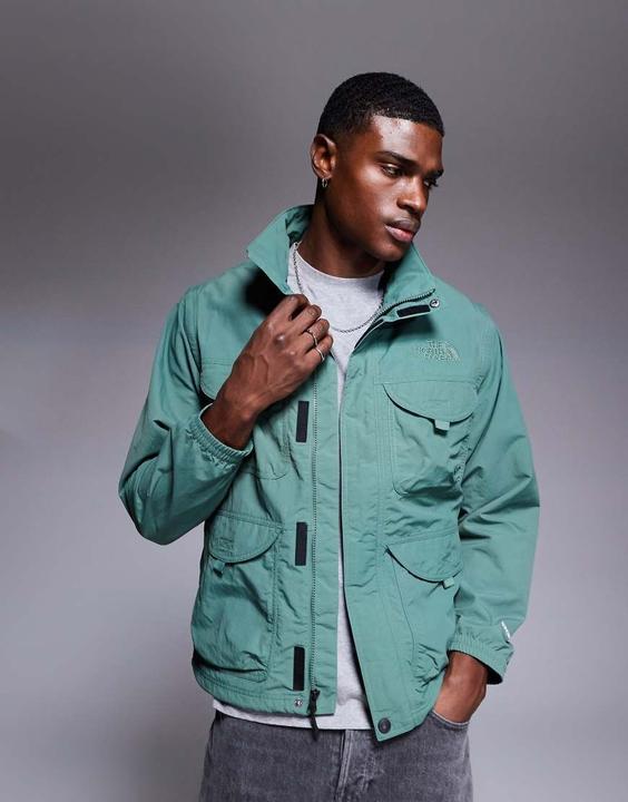 Actual product image North Face Light Jacket (L)