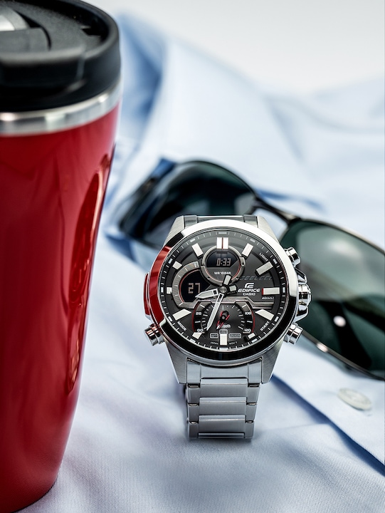 Produktbild Casio Edifice - ECB-30D-1AEF (Gangreserveanzeige, Sportuhr, 49 mm)
