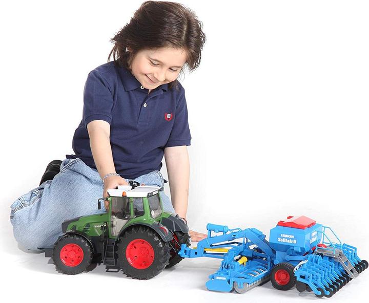 Actual product image Bruder Lemken Solitair 9 Seed combination