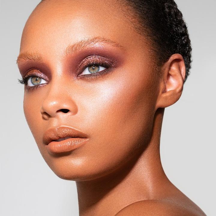 Actual product image Danessa Myricks Colorfix Foils - Alien