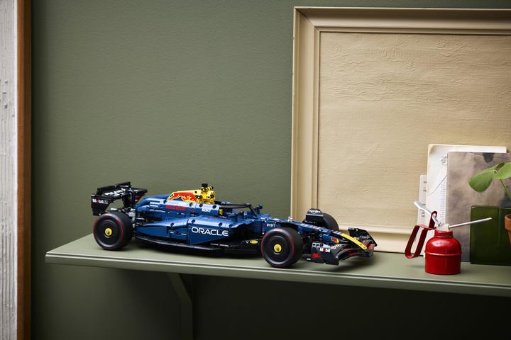 Productafbeelding LEGO Oracle Red Bull Racing RB20 F1 Rennauto (42206, LEGO Technic)