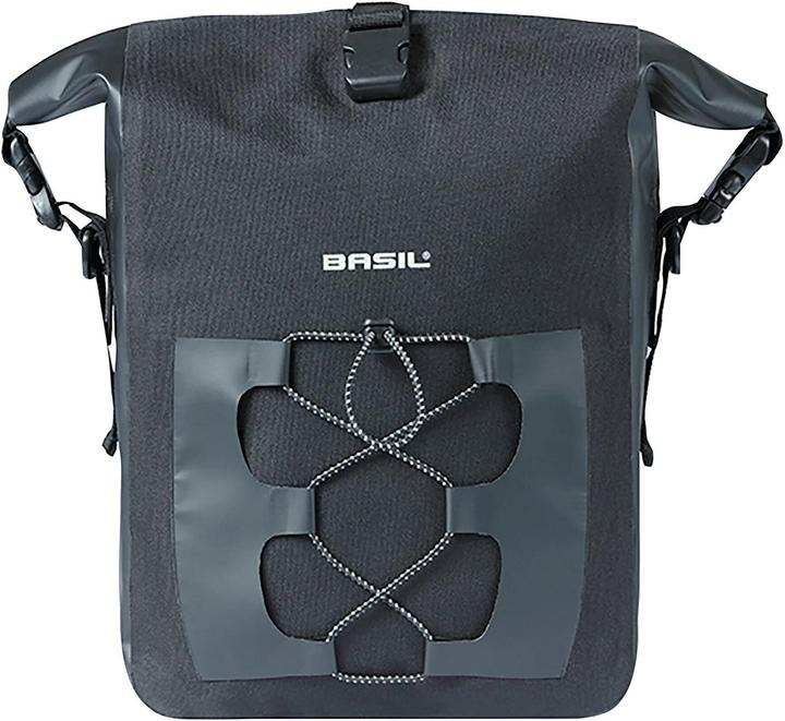 Actual product image Basil Navigator Waterproof M (15 l, Rear rack bag)
