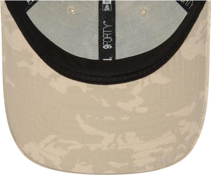 Actual product image New Era 9Forty Strap Cap - TONAL CAMO New York Yankees beige