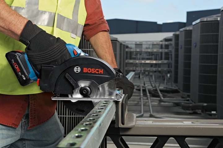 Actual product image Bosch Professional GKM 18V-50 (2xPC5.0Ah. L)