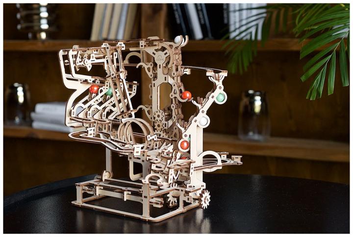 Produktbild Ugears Murmel-Kettenbahn