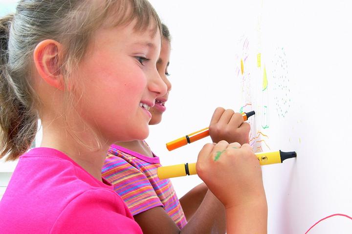 Immagine prodotto STABILO Trio Scribbi Pennarello triangolare a molla (Multicolore, 12 x)