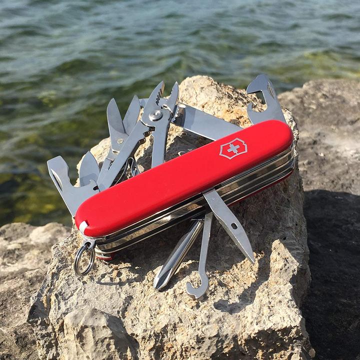 Actual product image Victorinox Deluxe Tinker