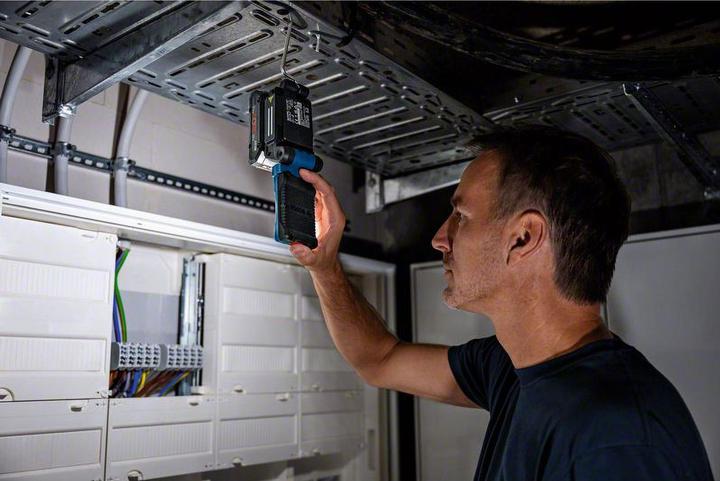 Image du produit Bosch Professional GLI 18V-800 (800 lm)