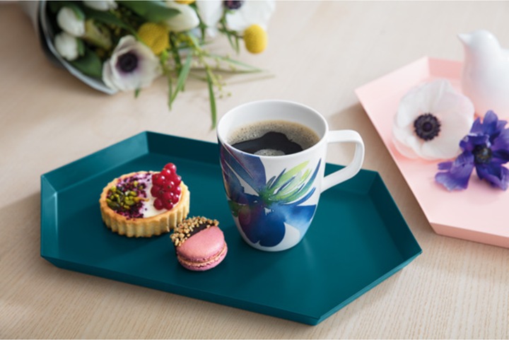 Actual product image Villeroy & Boch Mug with Handle Artesano Flower Art (380 ml, 1 x)