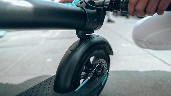 Actual product image Blaupunkt ESC 808 (25 km/h, 20 km, 350 W)